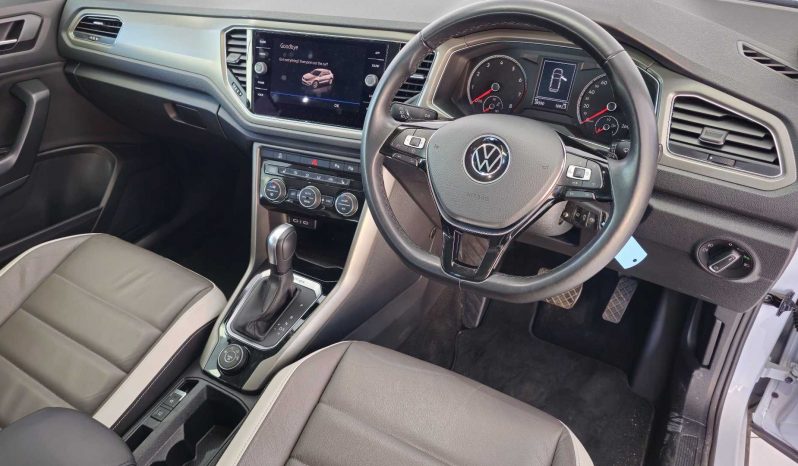 
								2021 Volkswagen T-Roc 2.0 TSI Design 4Motion DSG full									